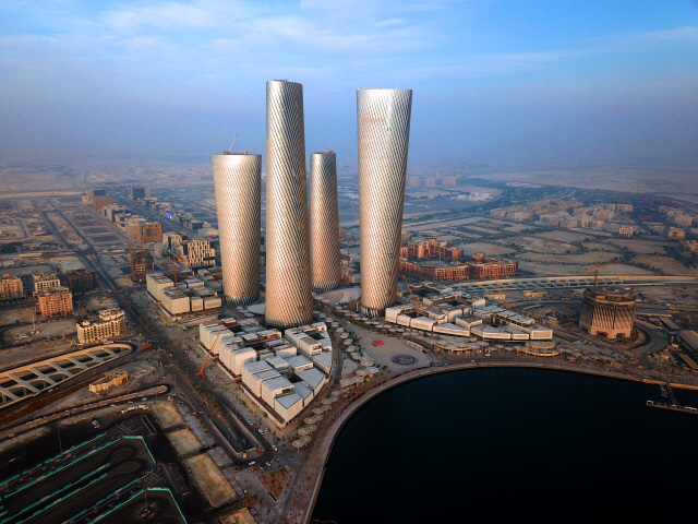 카타르 루사일타워 (24년 6월 준공)